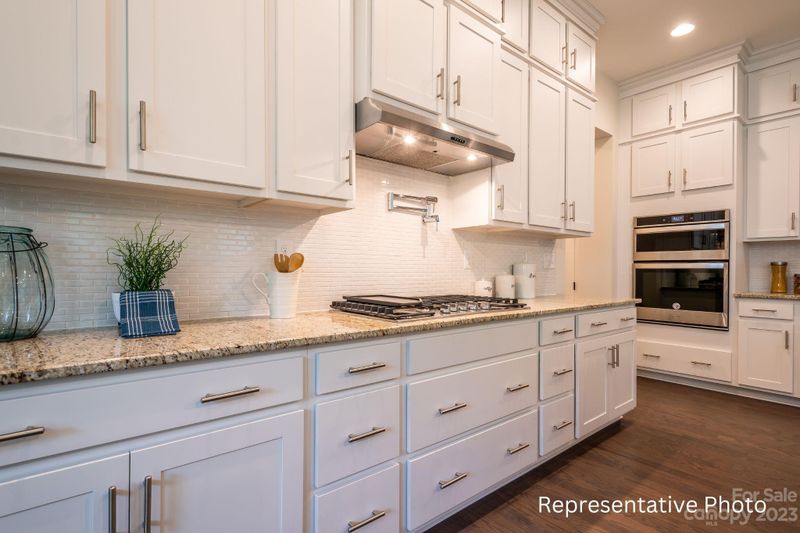 4109 Millstream Rd, Denver, NC 28037