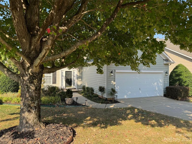 419 Garnet Ct, Fort Mill, SC 29708
