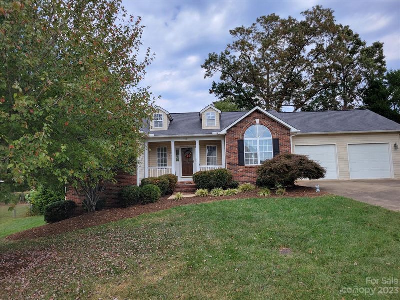 2026 Sugar Maple Ln, Conover, NC 28613