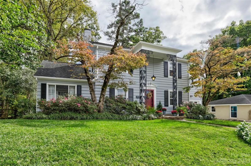 3929 Selwyn Ave, Charlotte, NC 28209