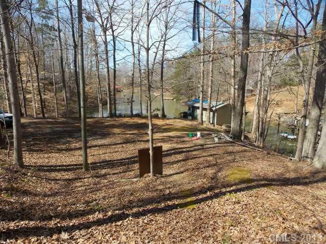 120 Roundstone Rd, Troutman, NC 28166