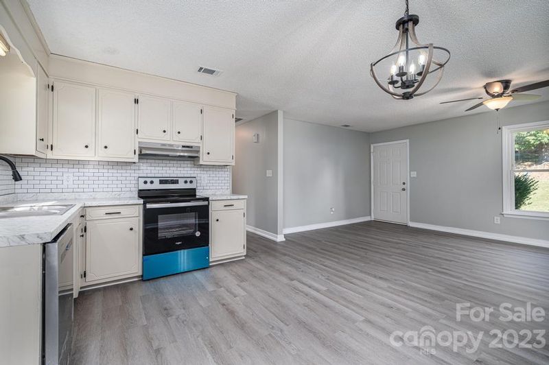 804 S Laurel St, Lincolnton, NC 28092