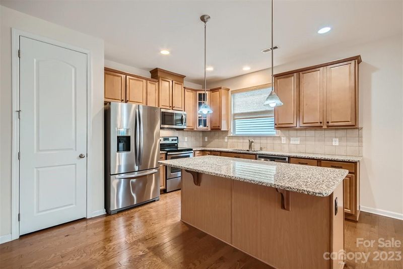 105 Cranbrook Ln, Mooresville, NC 28117