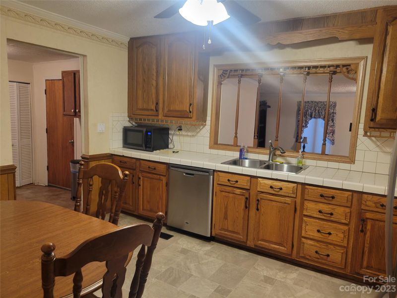 862 Sunderland Rd SW, Concord, NC 28027