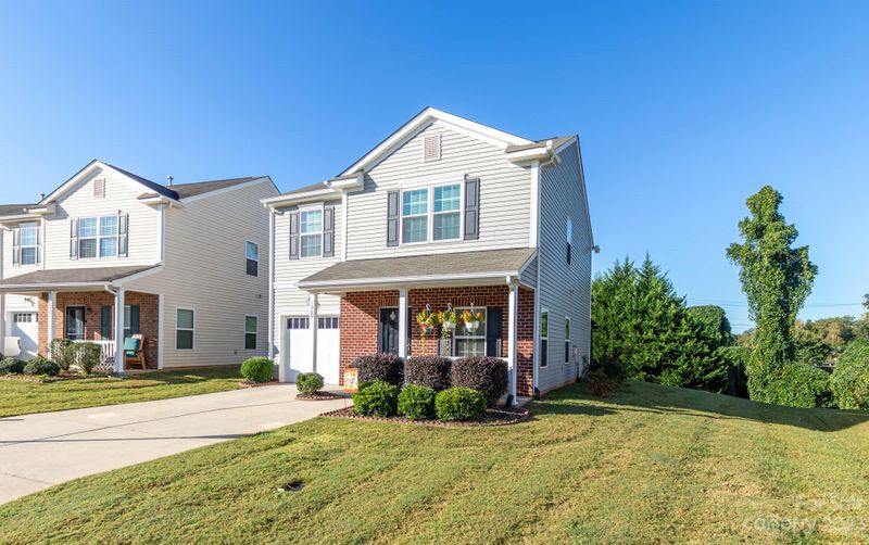 1069 Willow Wind Dr, Gastonia, NC 28054