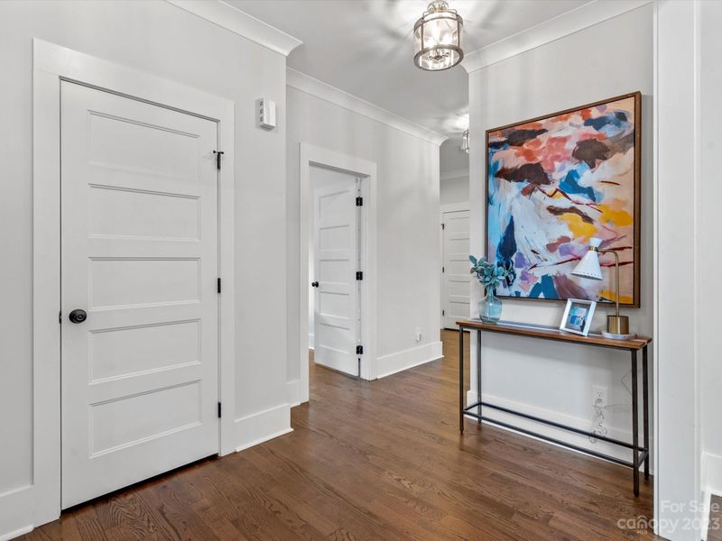 3125 Columbus Cir, Charlotte, NC 28208