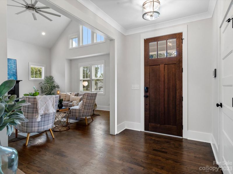 3125 Columbus Cir, Charlotte, NC 28208