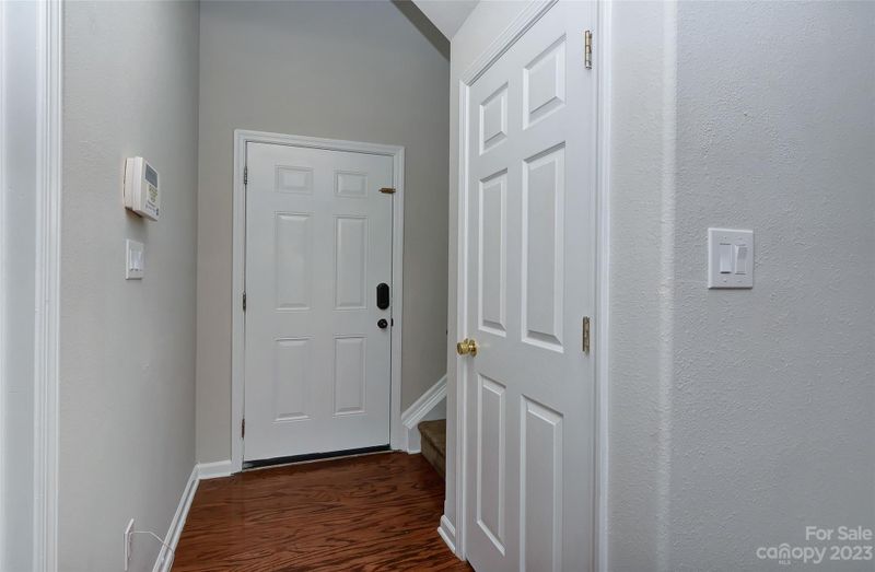 8332 Washoe Pine Ln, Charlotte, NC 28215