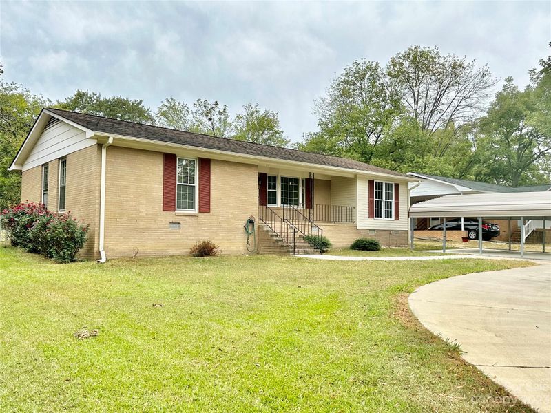 617 Morningside Dr, Chester, SC 29706