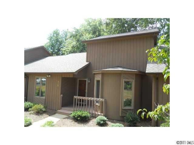 1761 NE 12th St #1761, Hickory, NC 28601