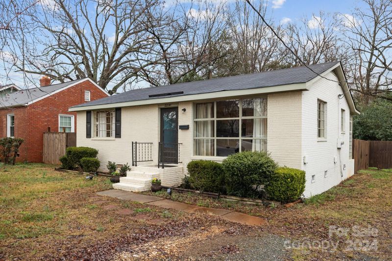 2214 Bancroft St, Charlotte, NC 28206