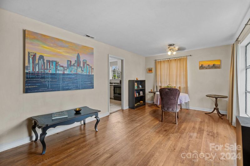 2214 Bancroft St, Charlotte, NC 28206