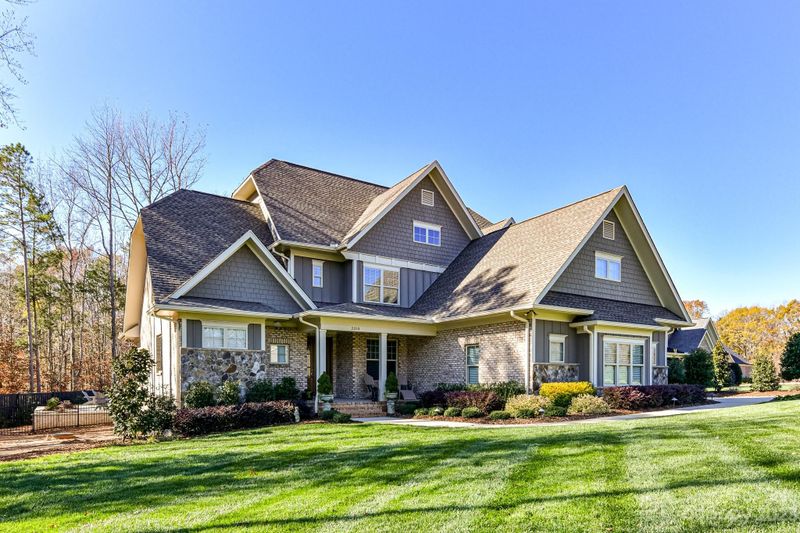 2253 Shagbark Ln, Weddington, NC 28104