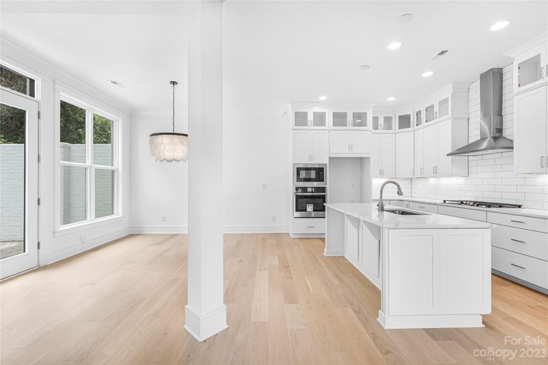 6322 Providence Rd, Charlotte, NC 28226