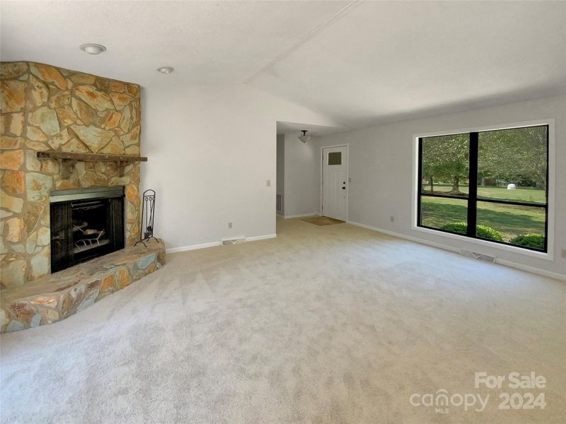 7833 Deer Track Dr, Denver, NC 28037