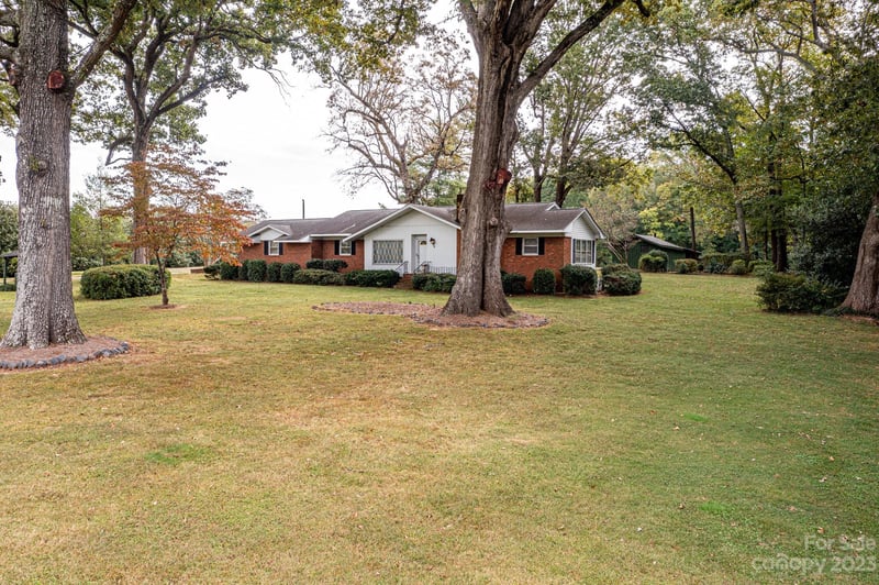 5926 Matthews Mint Hill Rd, Mint Hill, NC 28227
