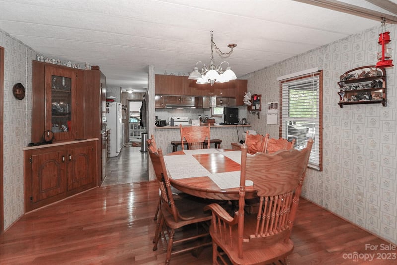 261 Wing Dr, Statesville, NC 28625