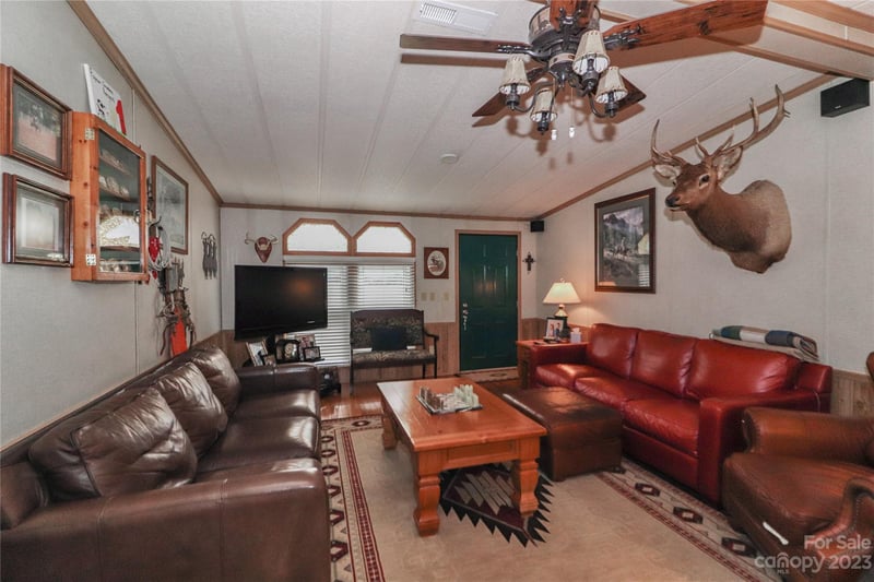 261 Wing Dr, Statesville, NC 28625