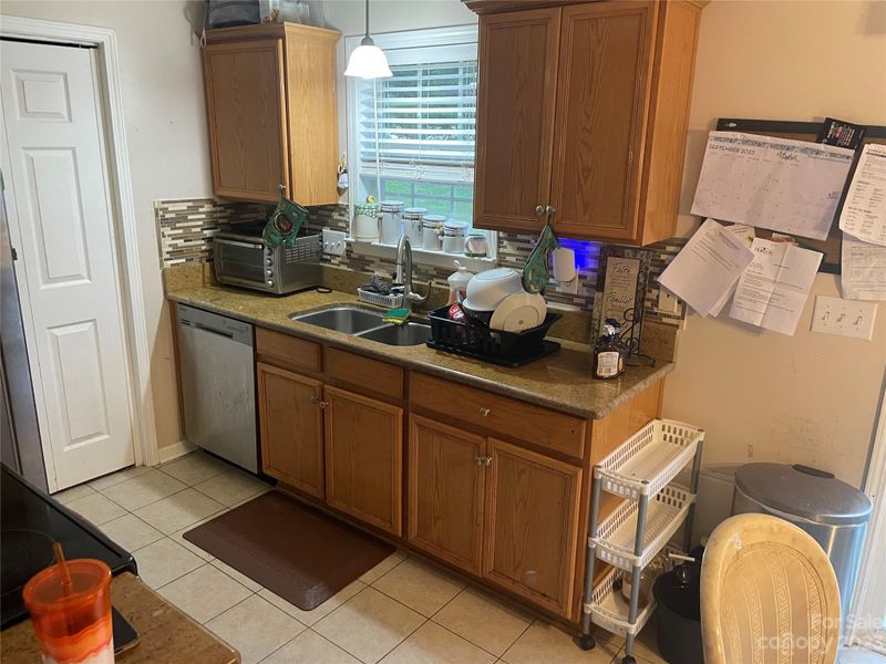 1352 Pampas Cir, Rock Hill, SC 29732