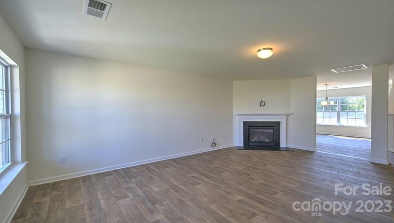 1362 Mifflin Ln, Dallas, NC 28034