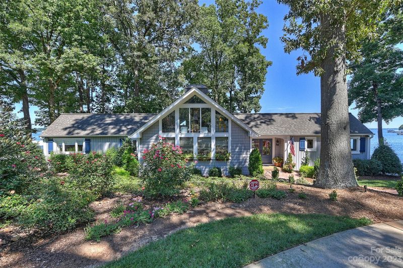 5150 Glenwood St, Sherrills Ford, NC 28673
