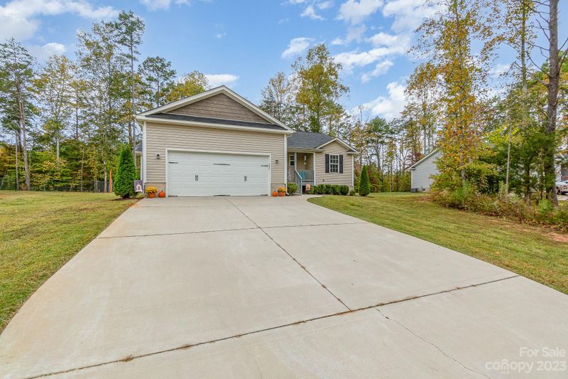 4699 Leepers St, Iron Station, NC 28080
