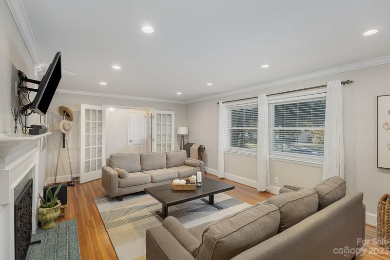 1201 Barkley Rd, Charlotte, NC 28209