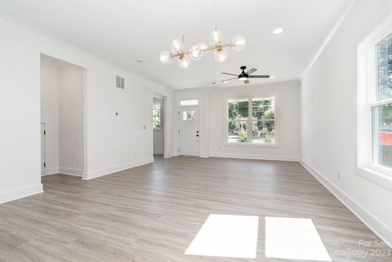302 Cherry St, Belmont, NC 28012