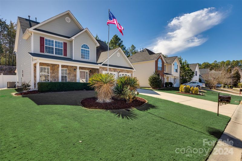 424 Rolling Stream Dr, Rock Hill, SC 29732