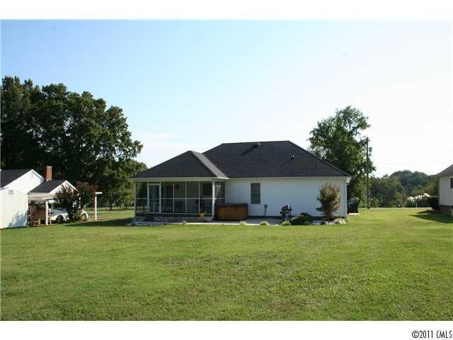 2110 Helen Dr, Concord, NC 28027
