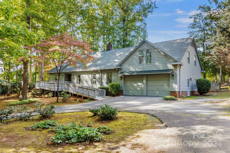 6 Timberidge Dr, Lake Wylie, SC 29710