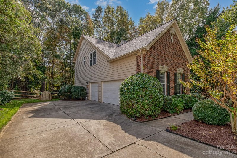 4010 Nicole Eileen Ln, Charlotte, NC 28216