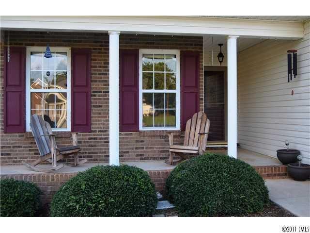 5031 Gateway Dr #9, Claremont, NC 28610