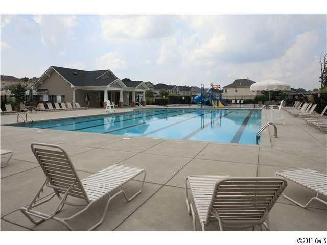 115 Leyton Loop #B, Mooresville, NC 28117