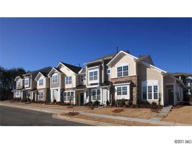 115 Leyton Loop #B, Mooresville, NC 28117