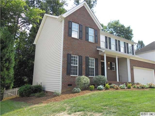 3035 Glen Summit Dr, Charlotte, NC 28270