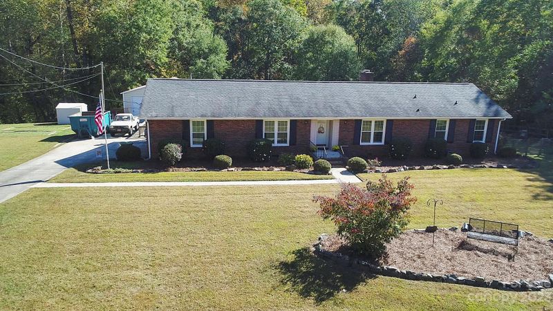 125 Devine St, Stanley, NC 28164