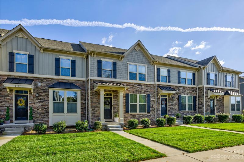 2111 Birchside Dr, Charlotte, NC 28205