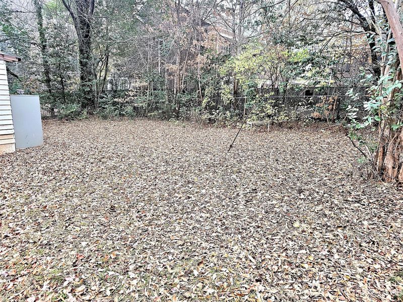 920 N Main St #1, Davidson, NC 28036