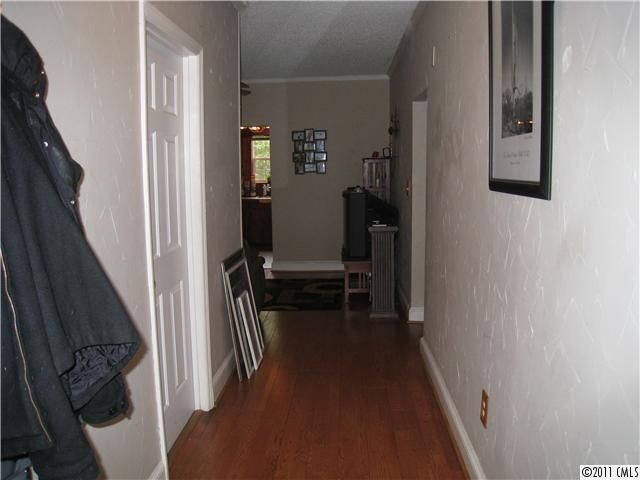 154 NW Cannon Ave, Concord, NC 28025