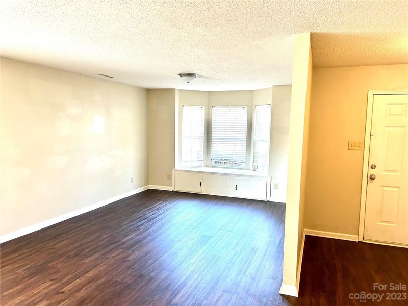 5327 Bendix Ct, Harrisburg, NC 28075