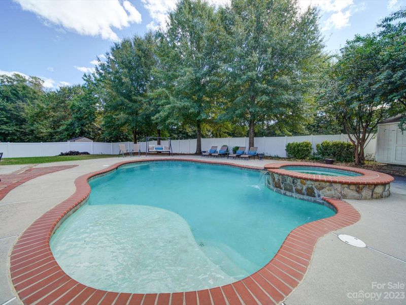 508 Evening Mist Dr, Fort Mill, SC 29708