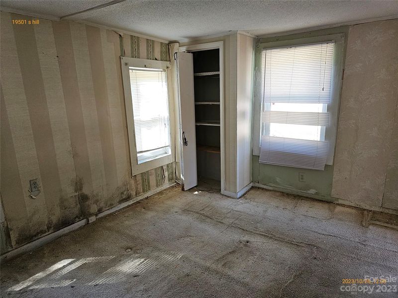 19501 S Hill St, Cornelius, NC 28031
