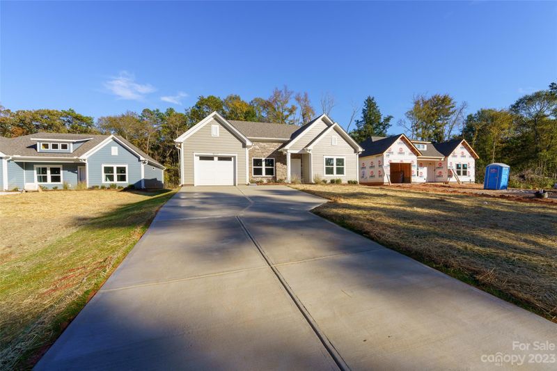 2117 Tom Sadler Rd, Charlotte, NC 28214