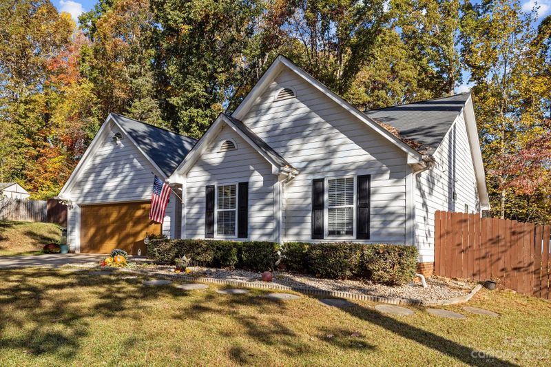7189 Brookridge Dr, Denver, NC 28037
