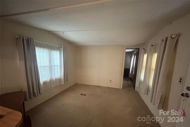 413 E 22nd St, Kannapolis, NC 28083