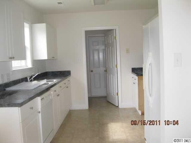3108 Mcgee Ln, Monroe, NC 28110
