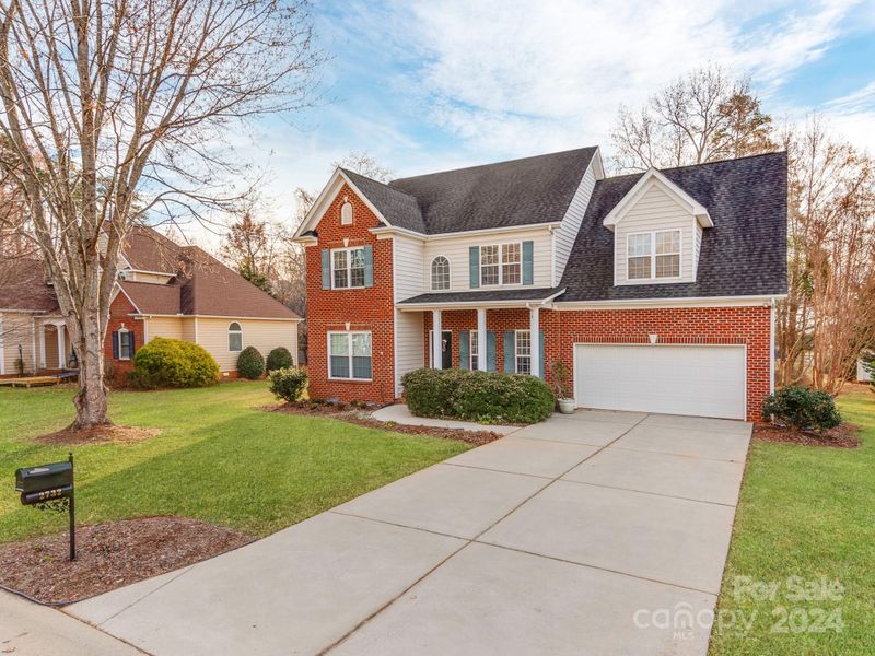 2732 Cameron Commons Way, Matthews, NC 28104