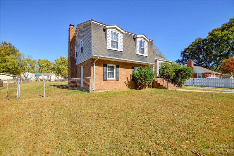 2425 O Hara Dr, Charlotte, NC 28273