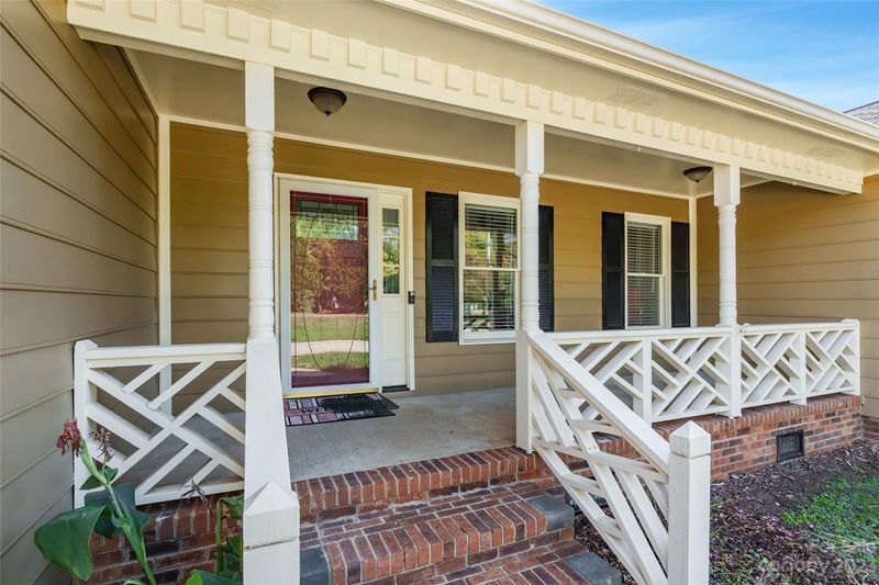 2018 India Hook Rd, Rock Hill, SC 29732